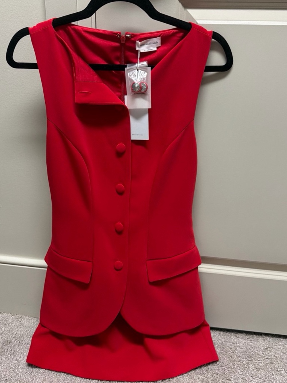NWT Lovers and Friends Sleeveless Red Button-Front Dafne Dress